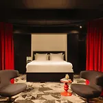 Hotel Leonardo Savoy 4*