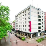 Leonardo Savoy Hotel