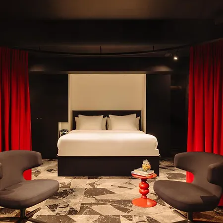 Savoy Hotel