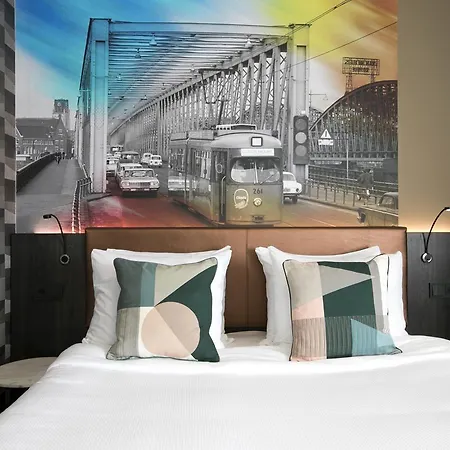 Leonardo Savoy Hotel