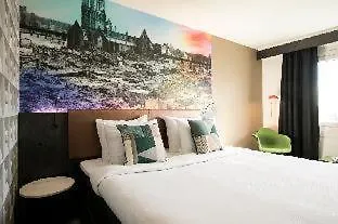 Leonardo Savoy Róterdam