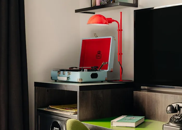 호텔 Leonardo Savoy 로테르담