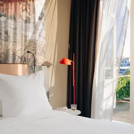 Leonardo Hotel Rotterdam Savoy